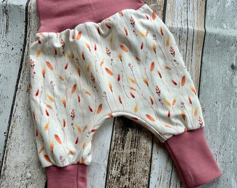 Pump pants baby branches