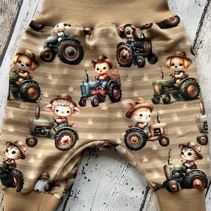 Bloomers tractor animals