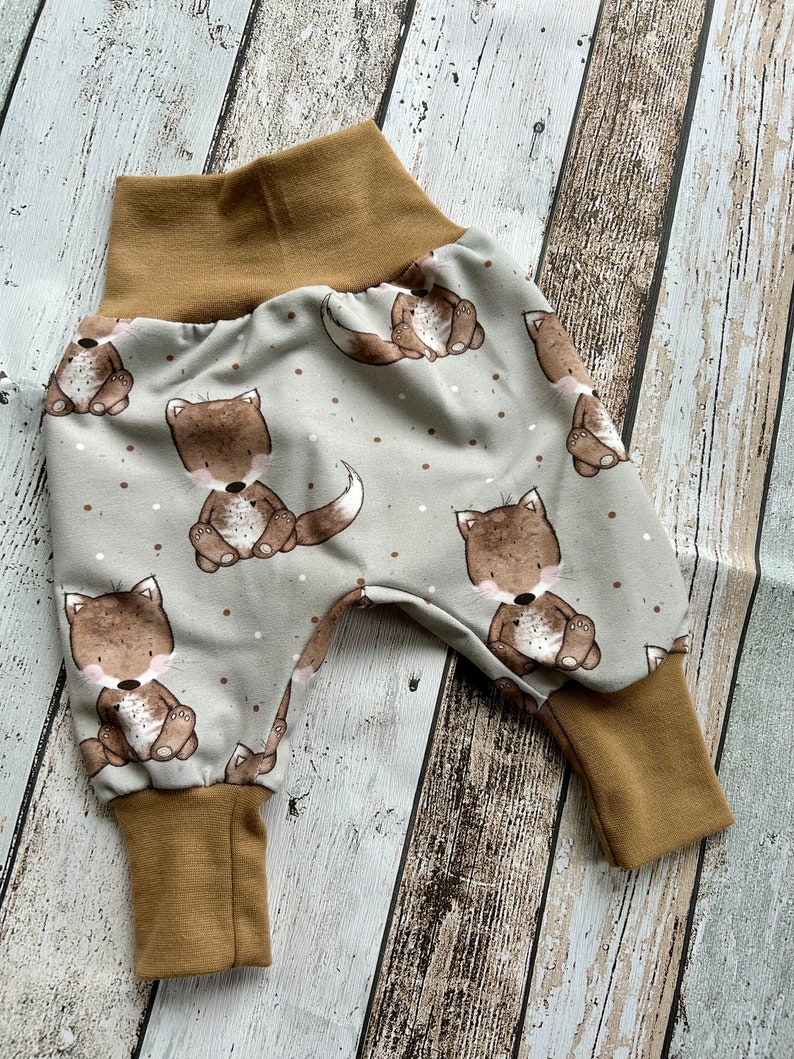 Pump pants baby fox image 1