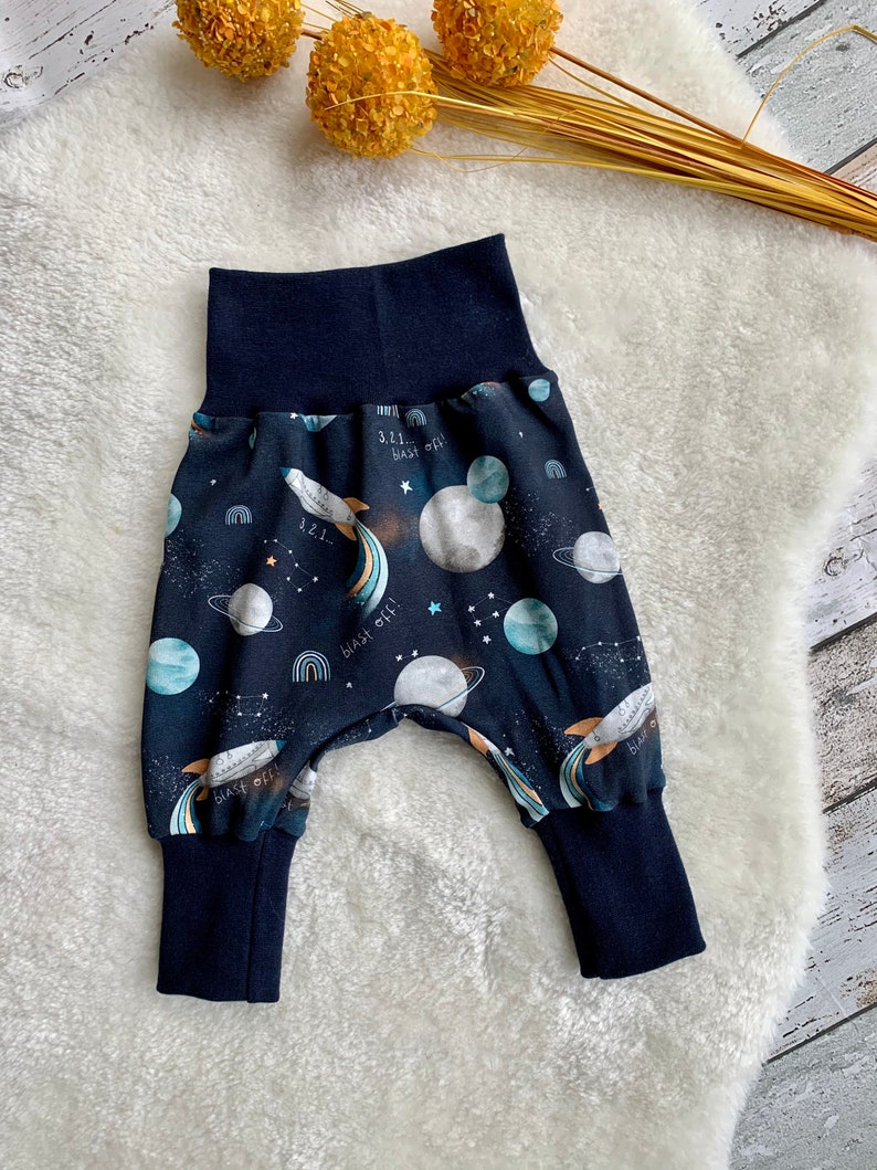 Pump pants baby universe image 1