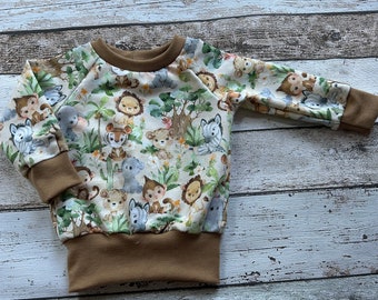 Sweater shirt tropical animals