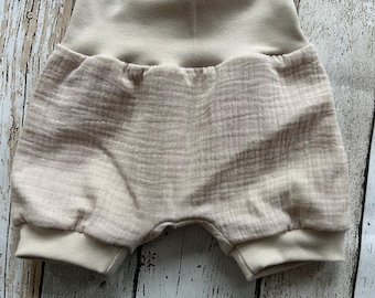 short muslin pants beige