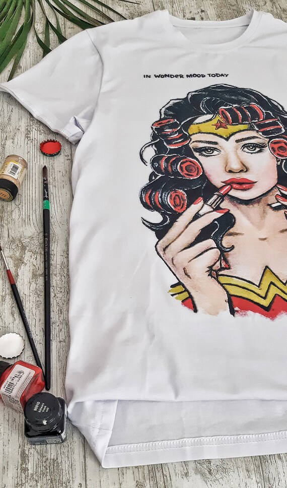 Wonder Woman T-shirt | Etsy Canada