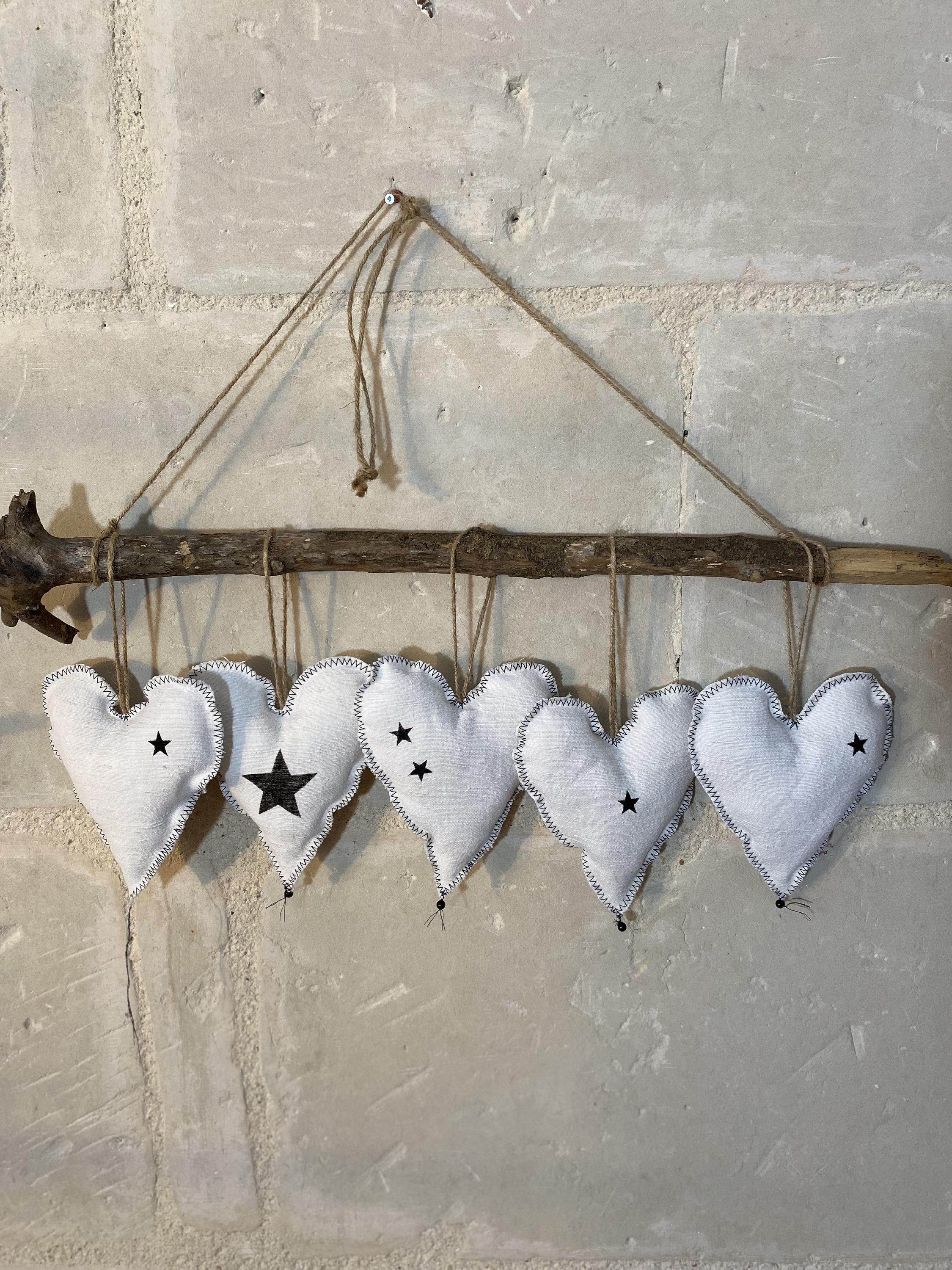 5 Cœurs Aux Étoiles Noires, Lin Ancien Français Fin Du 19Ème Siècle, Fait à La Main et Imprimé Main,