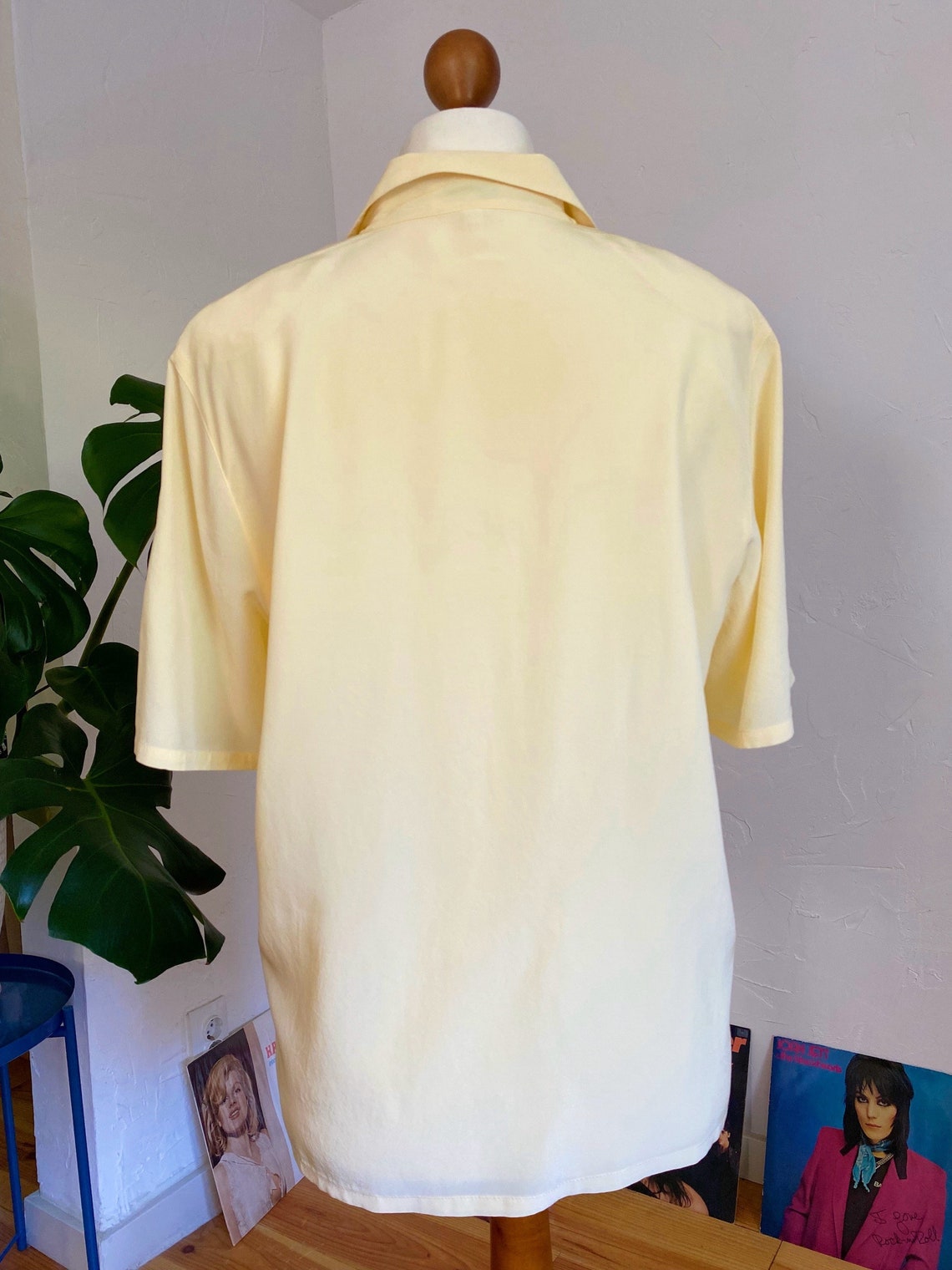 EU42 Vintage Seidenbluse L | 90er semi transparente minimalistische Bluse pastell gelb elegant | Retro Nachhaltige Kleidung Minimalismus, Foto 4 von 4