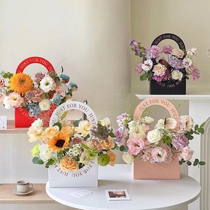 Creative flower handbag–8 Pcs. Gifts Bags,flower packaging, waterproof paper bag ,Flower Bag, Kraft, Party, Wedding, banquet,Goody