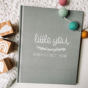 First Year Baby Memory Book: Gender Neutral Keepsake Album