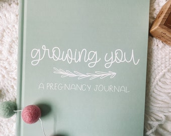 Pregnancy Journal and Memory Book for Expecting Mom | Keepsake Gender Neutral Pregnancy Baby Book | Gift for Expecting Mom |  Pregnancy Gift