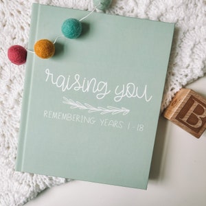 Childhood Memory Journal: Keepsake Baby Book, Ages 1-18
