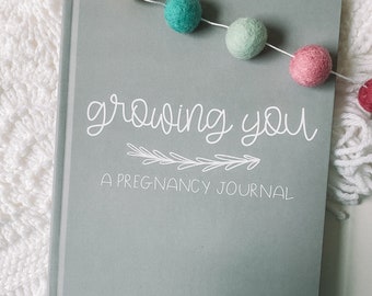 Pregnancy Journal and Memory Book for Expecting Mom | Keepsake Gender Neutral Pregnancy Book | Gift for New Mom |  New Baby Book Gift