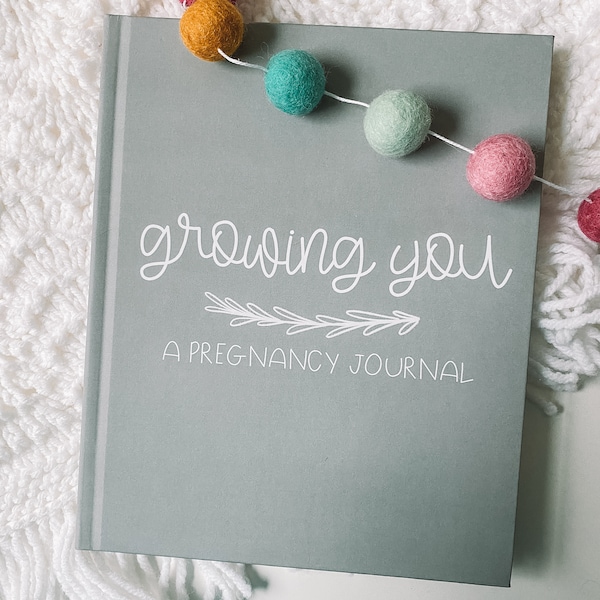 Pregnancy Journal and Memory Book for Expecting Mom | Keepsake Gender Neutral Pregnancy Book | Gift for New Mom |  New Baby Book Gift