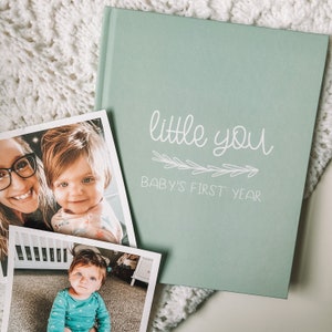 Gender Neutral Baby Memory Book: First Year Milestone Journal