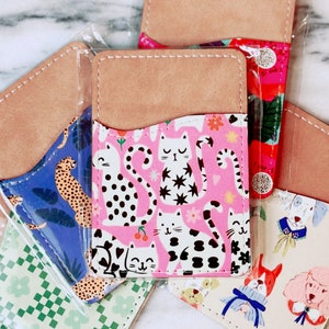 Titular de la tarjeta del teléfono adhesivo / cartera del teléfono / palo en el titular de la tarjeta / gatos rosados