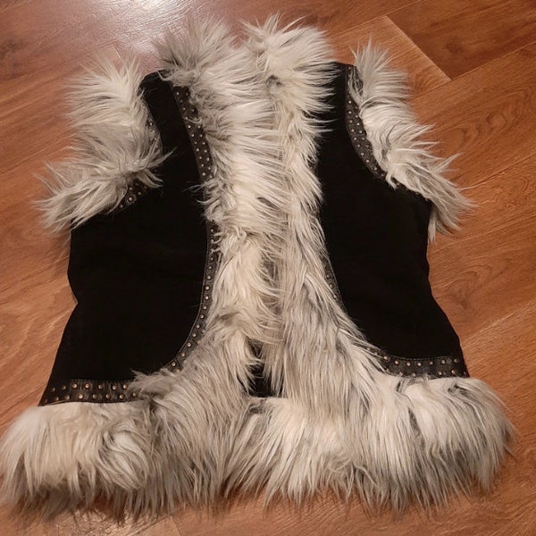 Chaleco bohemio de ante negro con ribete de piel y tachuelas / Chaleco afgano / Chaleco Penny Lane / Chaleco de cuero Dorothy Perkins / Talla M / Novedad etno indie