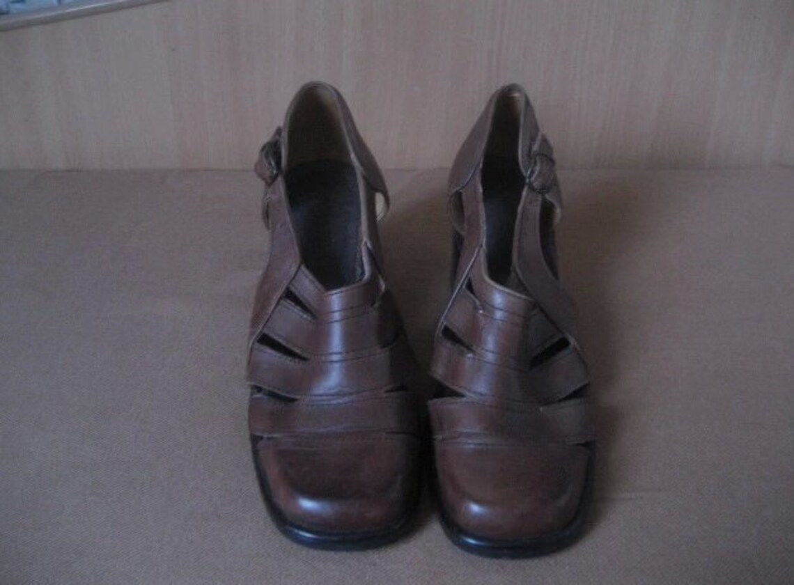 y2k chunky heels