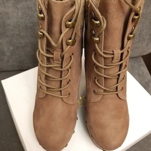 Brown vegan leather clog boots / faux leather clog / size 39EU / NEW / vegan leather platforms / lace platform clogs / platform shoes