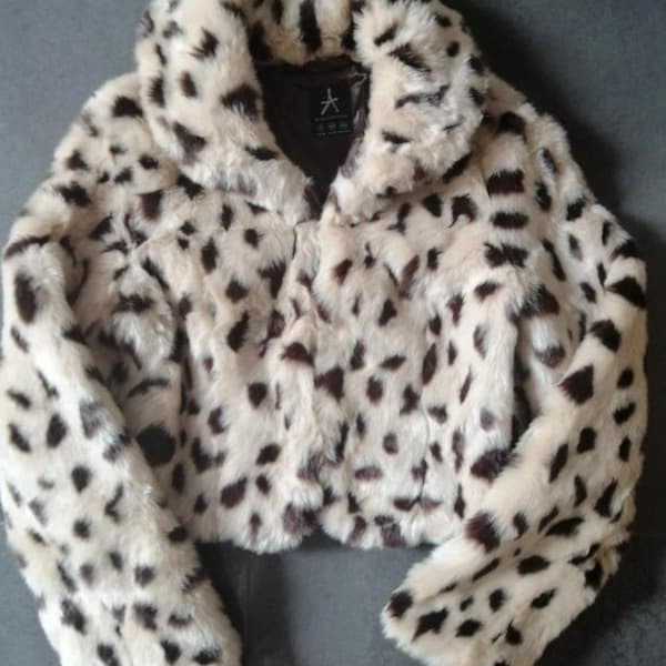 Vintage Leopard Crop Fur Coat / Vegan Fur Jacket / Size S UK8 / Animal Fur Coat