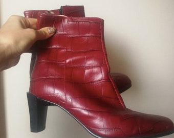 red square toe boots