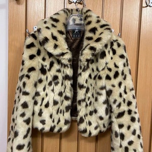 Cropped leopard fur jacket clearance