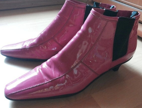 Vintage Prada boots / pink Prada boots / pointed t