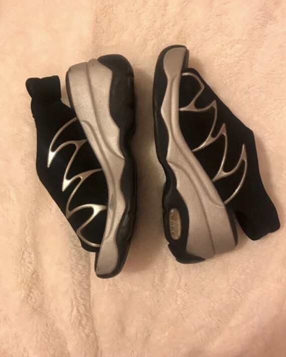 Vintage 90s Piston sport wedges / Y2K platform sne