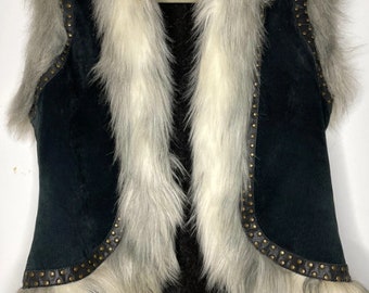 Vintage Afghan black leather waistcoat / Afghan sleeveless jacket /size M / boho suede and fur vest embroidered /Dorothy Perking Y2K fashion