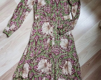 H&m morris & co dress sales