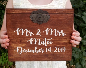 Personalized Wedding Card Box - Wedding Card Box - Slot and Lock Option - Engraved Card Box - Wedding Card Box - Wedding Cards - Rustic Box