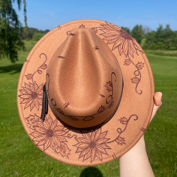 Sunflower Burned Fedora Hat -Hiking Travel Gift Wear Fall Wedding Custom Flower Vacation Bachelorette Fall Season Beach Holiday Shop Autumn