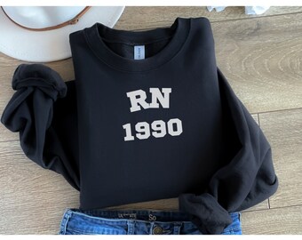 RN 1990 シャツ| ナースシャツ| ナースギフト| 看護師へのギフト|