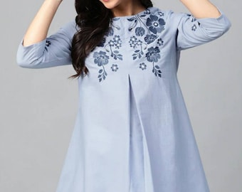 女性用クルティ - 女性用ブルー刺繍コットンAライントップス - チュニック - 夏用トップスとTシャツ - インド民族風クルティトップ - 女性用クルタトップ