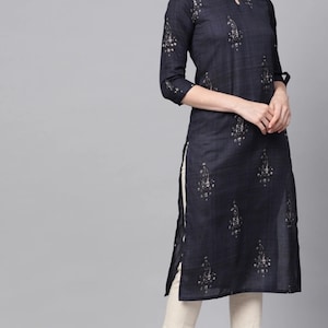 Frauen Navy Blue & Off-White Handgedruckte gerade Kurta | Ethnische Kleid | Sommerkleidung | Bürokleidung | Indisches Kurti Kleid | Kurti Für Frauen