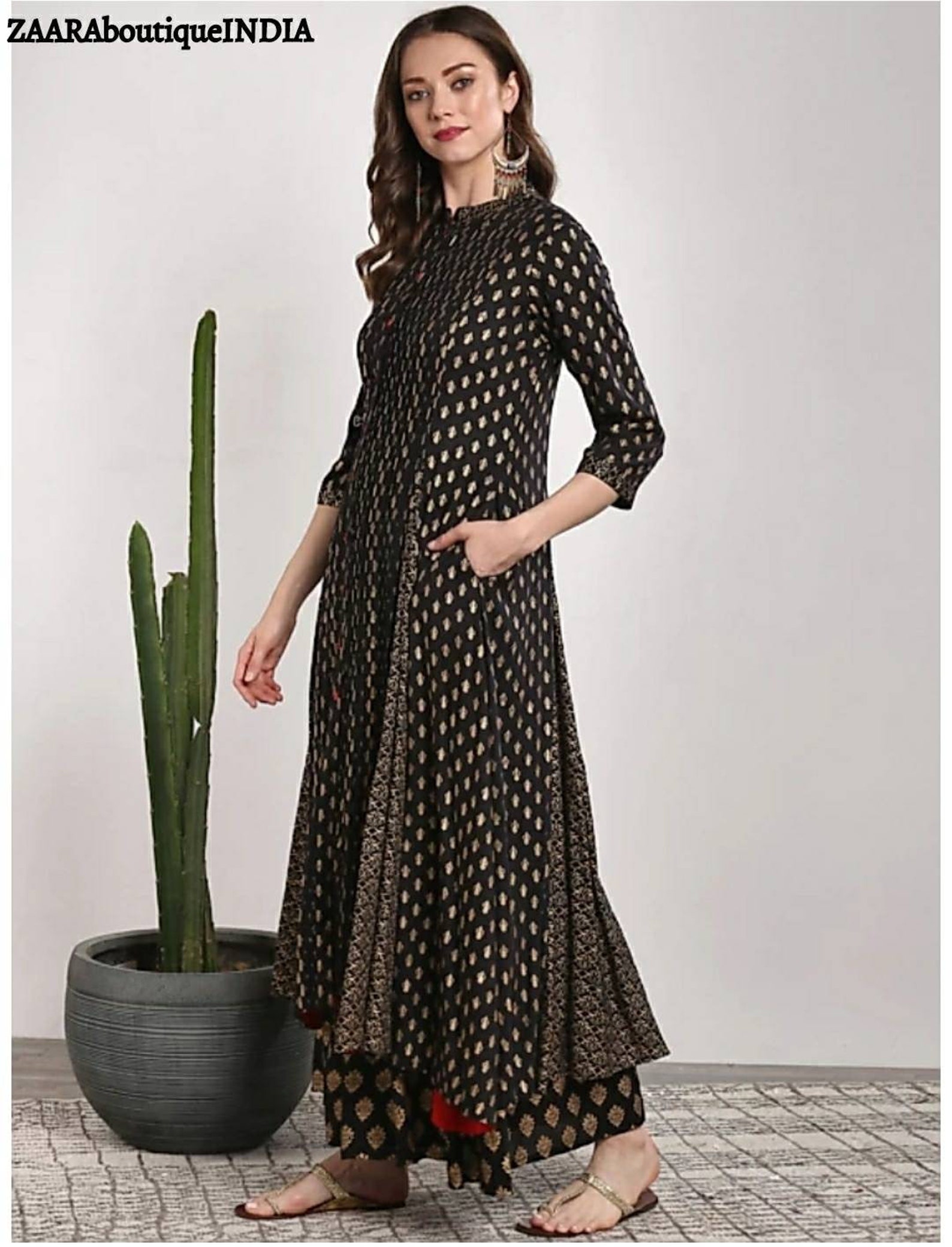 Women'S Coral Pink & Golden Printed Kurta With Palazzos