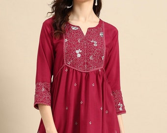 Women’s Floral Printed Rayon Short Kurti – Casual Ethnic Top with Half Sleeves main image 1