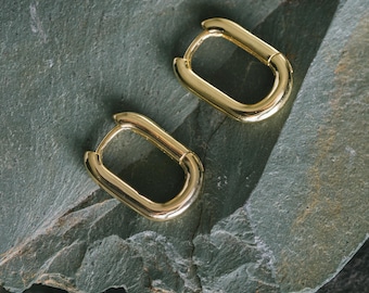18k Gold hoop earrings rectangle
