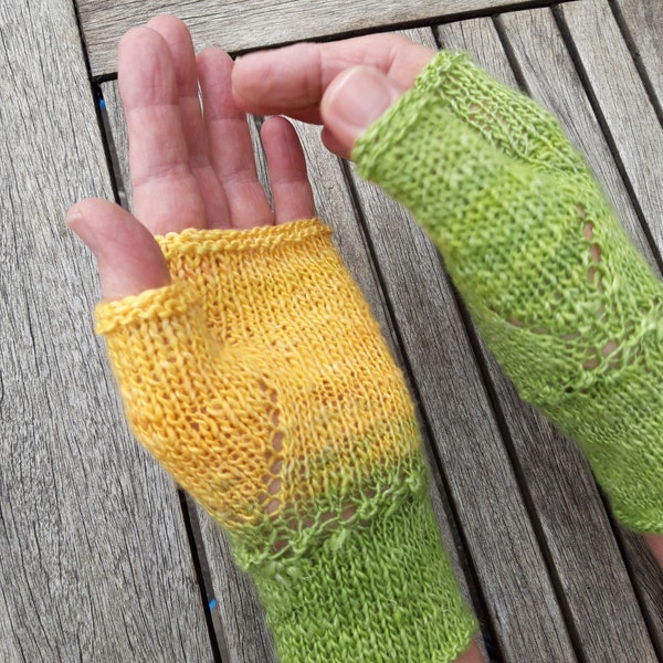 mitaines tricotées main, fil de soie laine et lin vert et jaune couleurs été, filé à la main