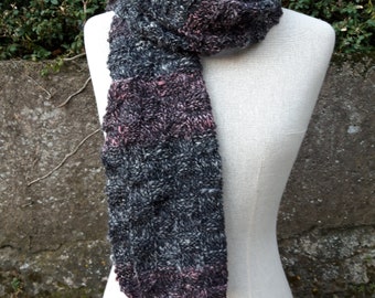 Echarpe tricotée main en laine, cachemire et soie