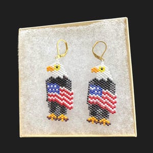 Handcrafted Beaded American Eagle Earrings – Patriotic US Flag Jewelry