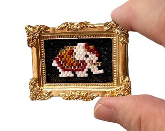 Quadro in miniatura con elefante - Cornice dorata decorata con possibilità di fissaggio magnetico.