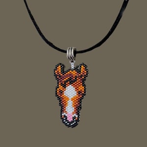 Handcrafted beaded horse face portrait pendant with cord, Delica beads, brick stitch horse jewelry, horse mom gift, equestrian accessory
