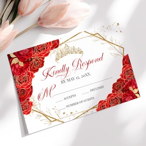 Elegante rote & goldene Rosen Quinceañora Antwortkarte Gold Krone Design | Mis Quince XV Antwortkarte, Sweet 16 bearbeitbare Vorlage, QCB1