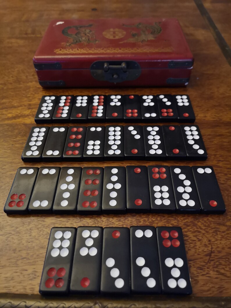 Beautiful Chinese domino games with old lace box 29B | Etsy
