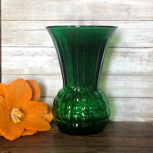 Vintage Anchor Hocking Forrest Green Pineapple Vase - 9&quot; Tall