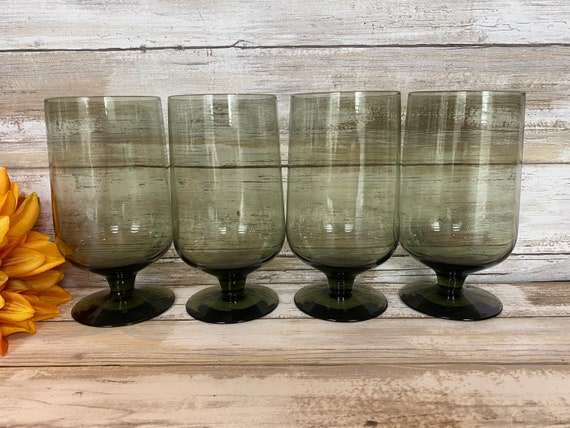 MCM Moss Green Pedestal Glassware Set of 4 5 3/4 Tall 16 Oz. 