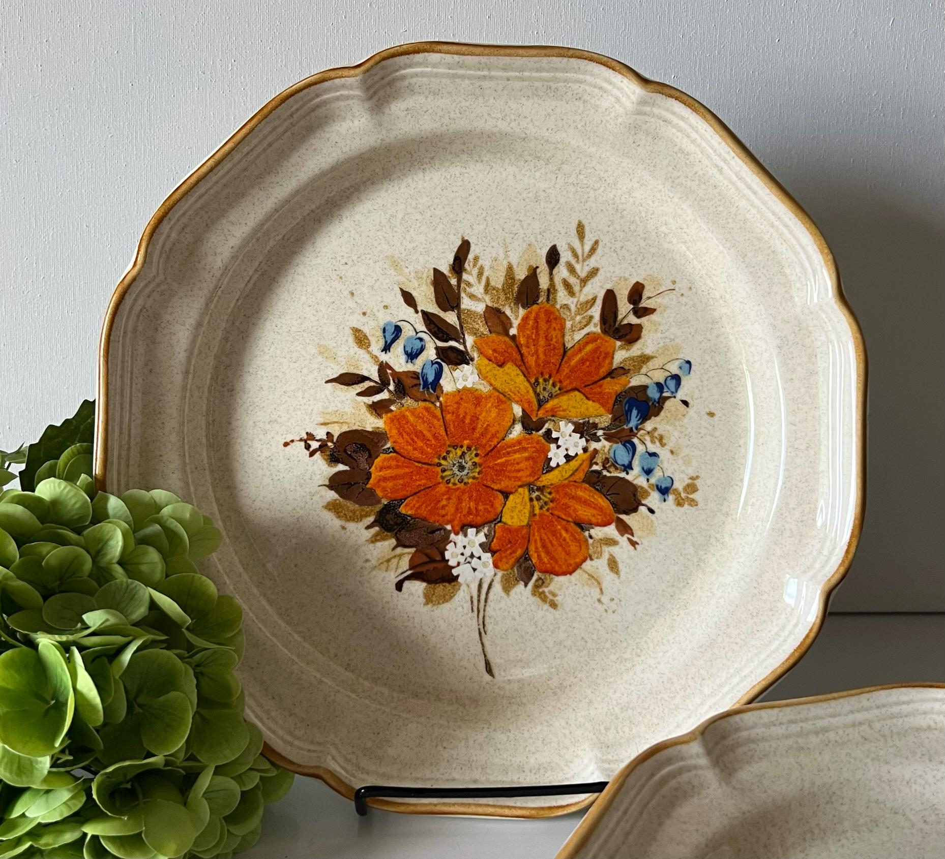 Mikasa お祝いプレート4枚セット Kaia Platinum Set of 4 Dinner Plates