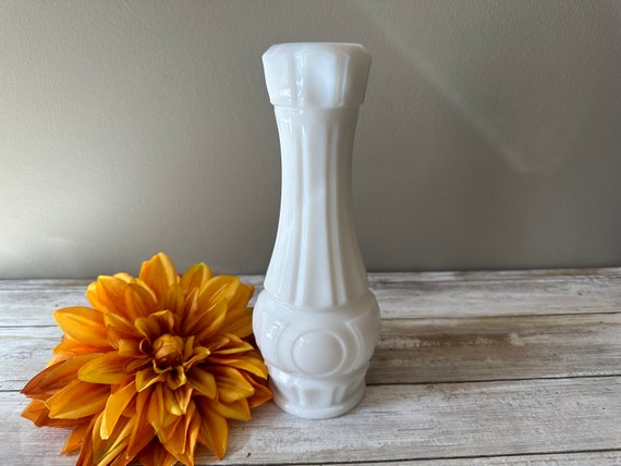 Vintage Fluted Milk Glass Bud Vase Vintage Fluted Milk Glass Bud Vase