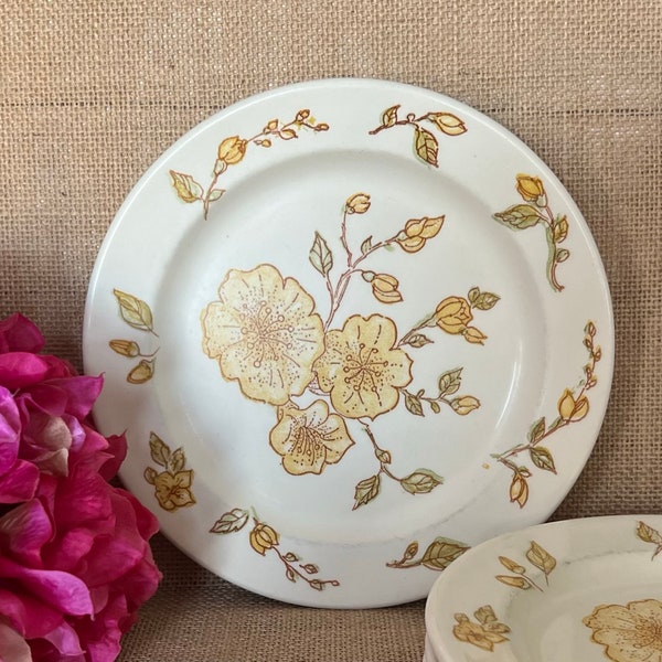 Anchor Hocking Devonshire Salad Plates - Set of 4 - 7 5/8" Diameter