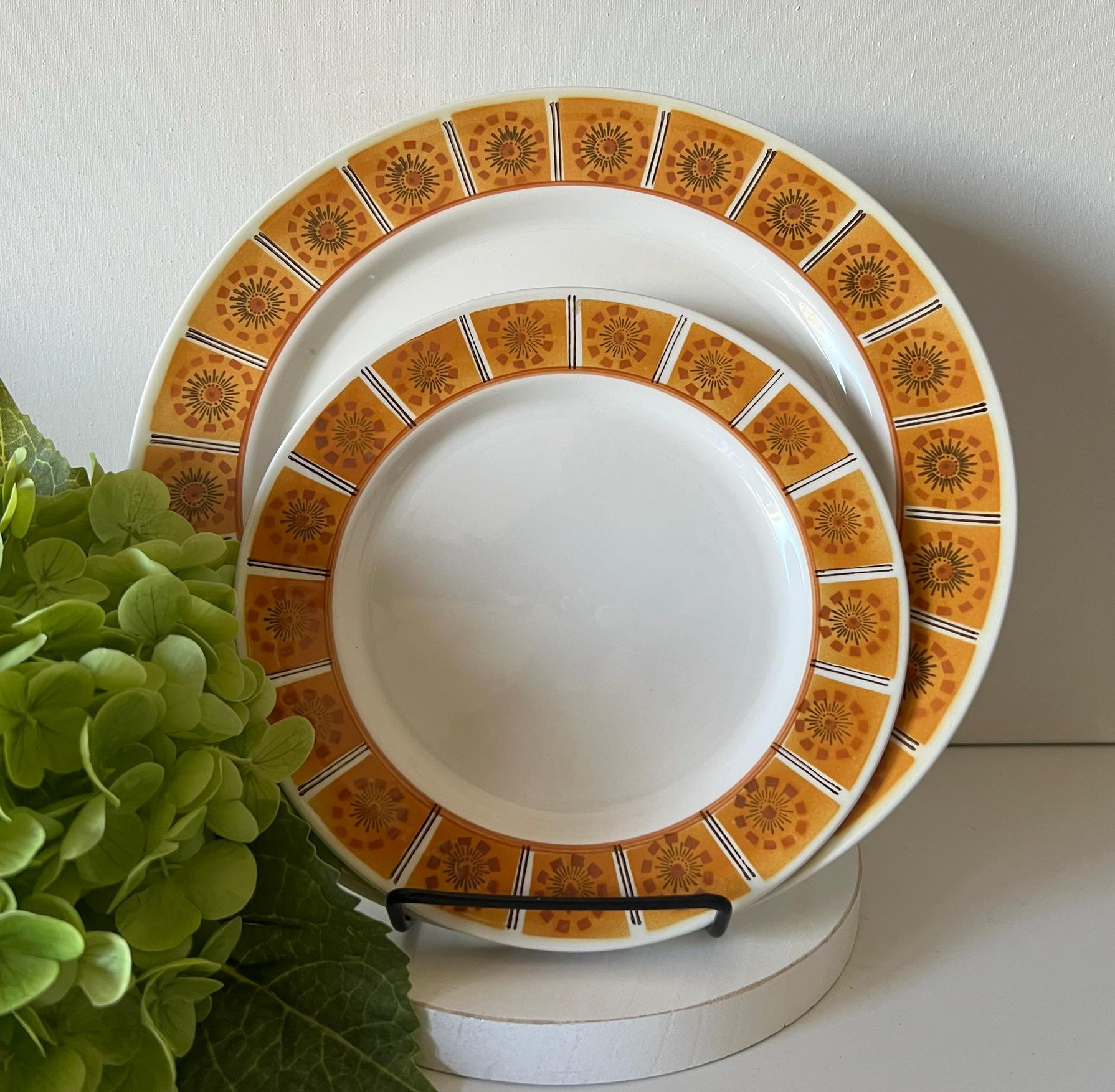 Mikasa Mediterrania - Starlight 4056 - Two Piece Places Settings