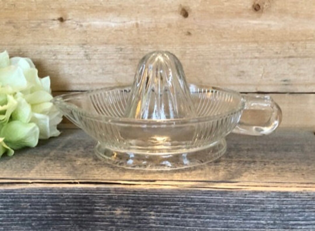 Vintage Clear Depression Glass Citrus Juicer/squeezer Etsy