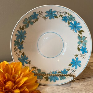 Mikasa - Maggi - Round Vegetable Bowl - 9&quot; - Beautiful!